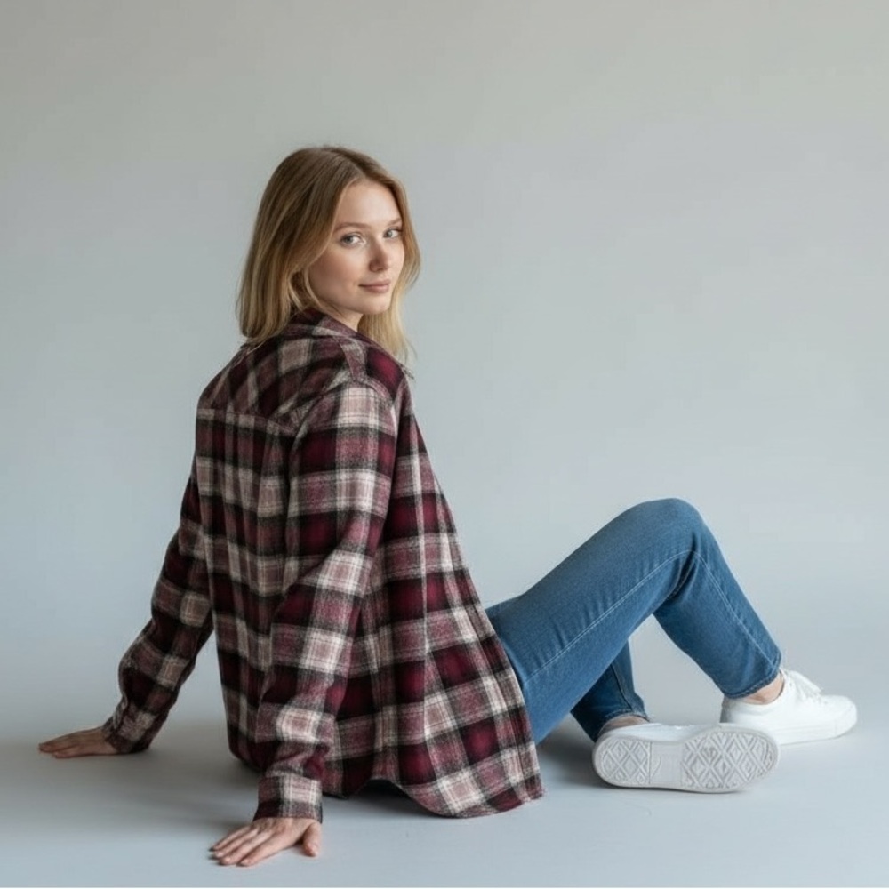 Garage Plaid Buttons Down Shirt